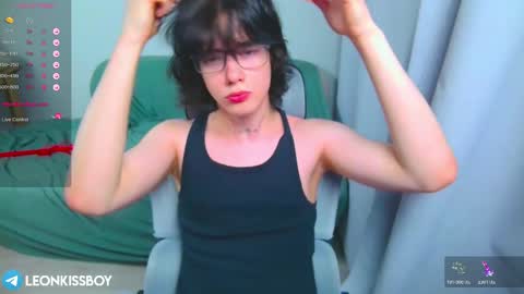 leonkissboy online show from 3, 4, 2026