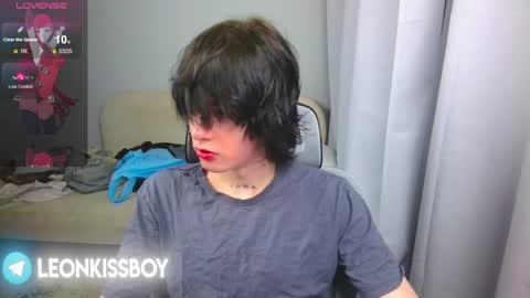 leonkissboy online show from 13, 4, 2026