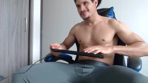 leostorm25 online show from 22, 4, 2026