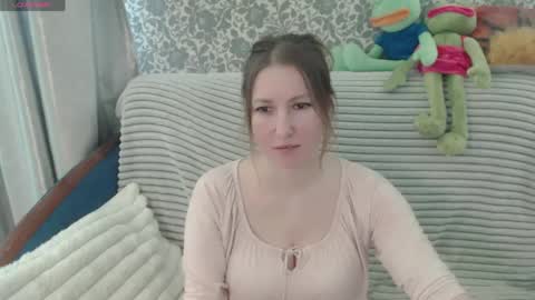 Snapshot of lesanamagic chatting on 4, 6, 2026 LesanaMagic online show from 4, 6, 2026