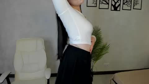 Lesley online show from 28, 9, 2025