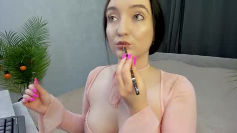 Lesley online show from 2, 11, 2025