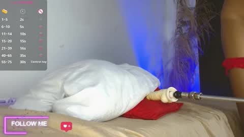 Snapshot of leslie17_ chatting on 2, 10, 2025 Leslie online show from 2, 10, 2025