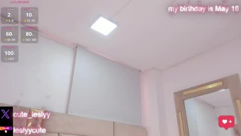 lesly_cutee online show from 24, 4, 2026