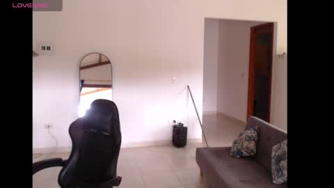 Snapshot of leslycarsson chatting on 15, 5, 2026 lesly online show from 15, 5, 2026