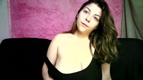 Lesly moon online show from 6, 1, 2026