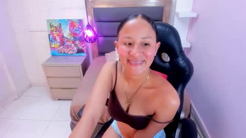 Snapshot of leslysimpson chatting on 10, 2, 2026 online show from 10, 2, 2026