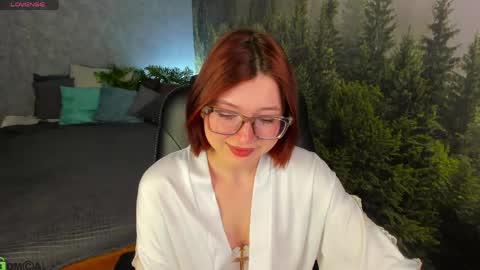 Snapshot of lessi_grace chatting on 3, 5, 2026 Lessi online show from 3, 5, 2026