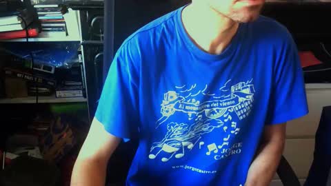 Snapshot of lestat_82 chatting on 7, 11, 2025 Vampiro Diurno online show from 7, 11, 2025