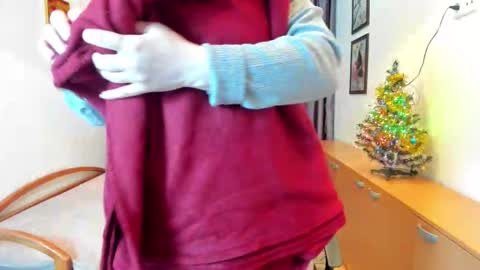 Naomi online show from 19, 12, 2025