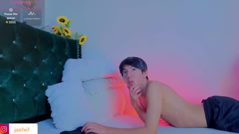 Levi  online show from 25, 2, 2026