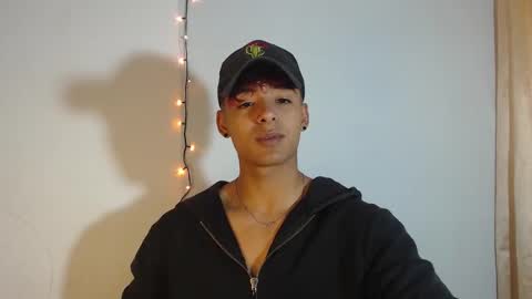 i  am lewis ly EDUARDO MEMDOZA15 online show from 4, 3, 2026