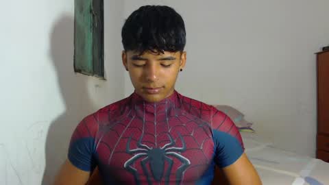 Snapshot of lewis_ly chatting on 7, 5, 2026 i am lewis ly EDUARDO MEMDOZA15 online show from 7, 5, 2026