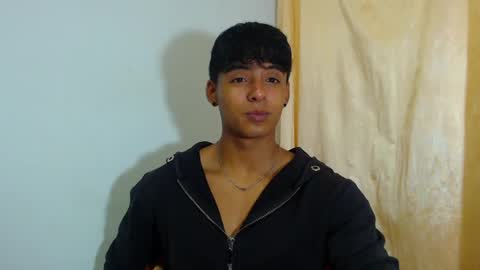 Snapshot of lewis_ly chatting on 21, 5, 2026 i am lewis ly EDUARDO MEMDOZA15 online show from 21, 5, 2026