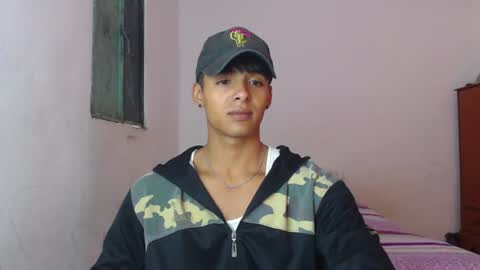 Snapshot of lewis_ly chatting on 8, 6, 2026 i am lewis ly EDUARDO MEMDOZA15 online show from 8, 6, 2026