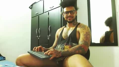 Lewis Strong online show from 14, 10, 2025