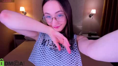 Snapshot of lexi_split chatting on 19, 5, 2026 Lexi GTM2 MonWedThurSatSun 1000am-400pm online show from 19, 5, 2026