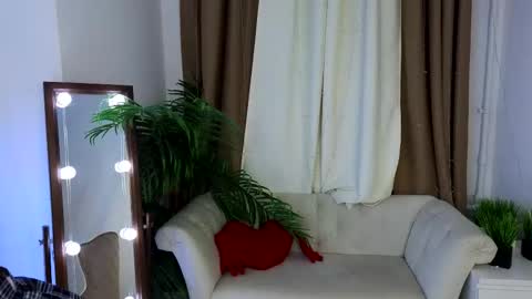 Snapshot of lexia_coy chatting on 26, 9, 2025 Vicki online show from 26, 9, 2025