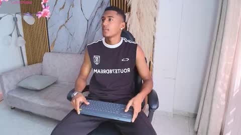 Lexi  Derek online show from 1, 12, 2025