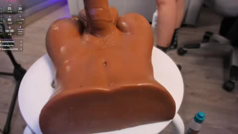 Snapshot of lexiee__ chatting on 23, 4, 2026 lexiee__ online show from 23, 4, 2026