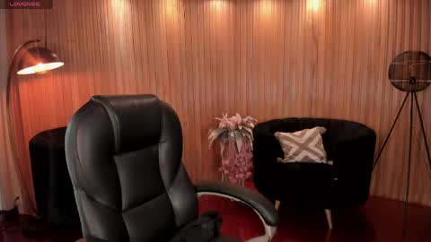 Lexie  online show from 29, 5, 2026