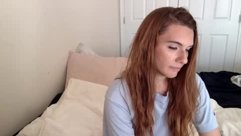 Snapshot of lexiial0 chatting on 4, 12, 2024 Alexia L. online show from 4, 12, 2024