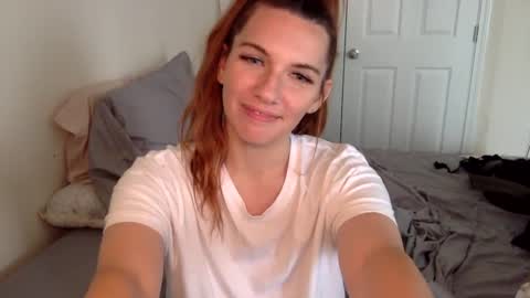 Snapshot of lexiial0 chatting on 16, 12, 2024 Alexia L. online show from 16, 12, 2024