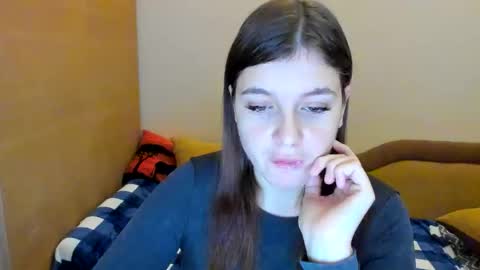 Snapshot of lexiluxlov chatting on 2, 12, 2025 Elisabeth online show from 2, 12, 2025