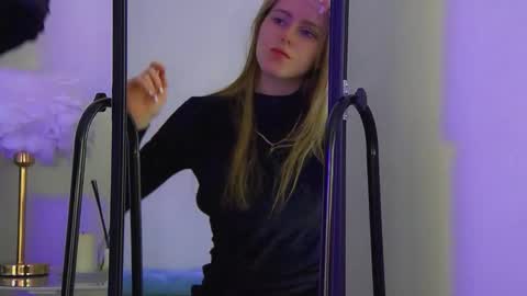 Lexi online show from 10, 9, 2025