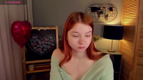 Snapshot of lexxxyone chatting on 19, 2, 2025 lexxxyone online show from 19, 2, 2025