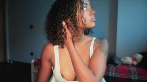 Snapshot of lexy_squirt_queen chatting on 19, 5, 2026 LEXY - Independent account online show from 19, 5, 2026
