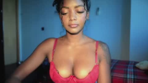 Snapshot of lexy_squirt_queen chatting on 12, 6, 2026 LEXY - Independent account online show from 12, 6, 2026