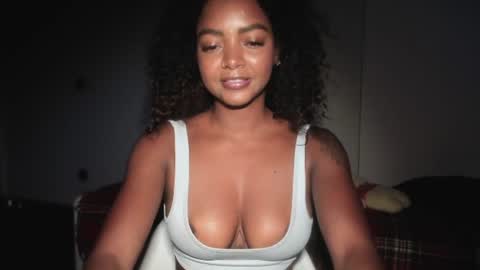 Snapshot of lexy_squirt_queen chatting on 28, 7, 2026 LEXY - Independent account online show from 28, 7, 2026