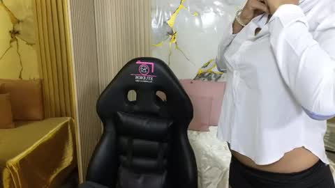 Snapshot of lexy_tay chatting on 20, 5, 2026 lexy_tay online show from 20, 5, 2026
