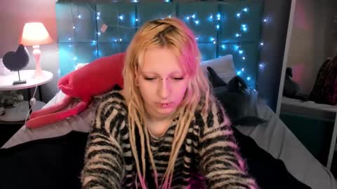 Lexy online show from 6, 3, 2025