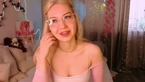 Lily online show from 23, 6, 2026