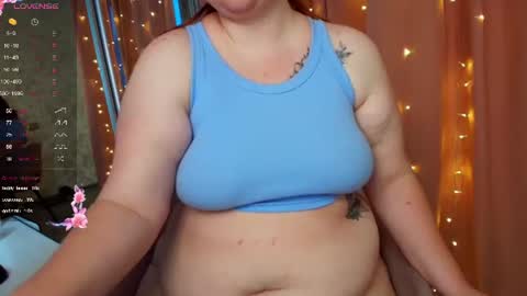 Snapshot of leyaloveee chatting on 25, 7, 2026 Your Leya online show from 25, 7, 2026