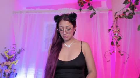 Snapshot of leyla_collins chatting on 10, 12, 2024 online show from 10, 12, 2024