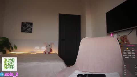 Leyla ly Ill be here Tuesday Thursday Friday Saturday Sunday online show from 18, 11, 2025