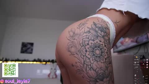 Leyla ly Ill be here Tuesday Thursday Friday Saturday Sunday online show from 22, 12, 2025