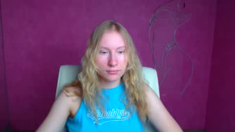 Snapshot of leylaice chatting on 2, 10, 2025 Leyla online show from 2, 10, 2025