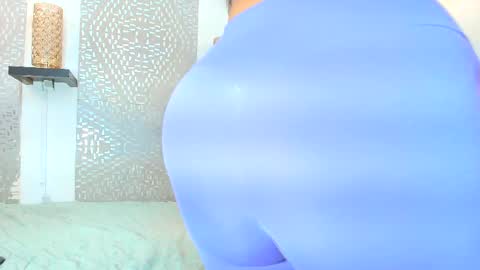 Snapshot of leyli_ass chatting on 4, 3, 2025 leyli_ass online show from 4, 3, 2025