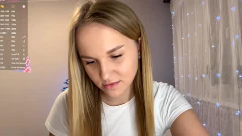 Mia online show from 14, 12, 2025