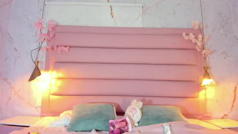 LEZY online show from 16, 10, 2025