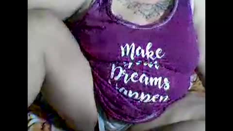 Snapshot of lhiannash33 chatting on 23, 11, 2025 lhiannash33 online show from 23, 11, 2025