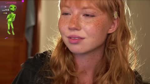 Snapshot of li_on_line chatting on 4, 10, 2025 Li online show from 4, 10, 2025