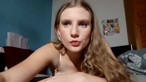 lia06_ online show from 21, 11, 2025