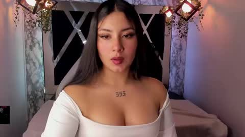 Lia  online show from 31, 12, 2024