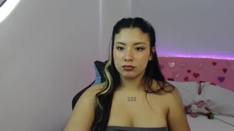 Lia  online show from 19, 2, 2025