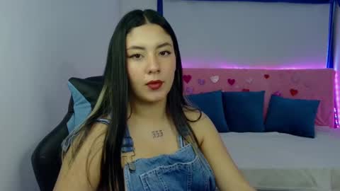 Lia  online show from 26, 2, 2025